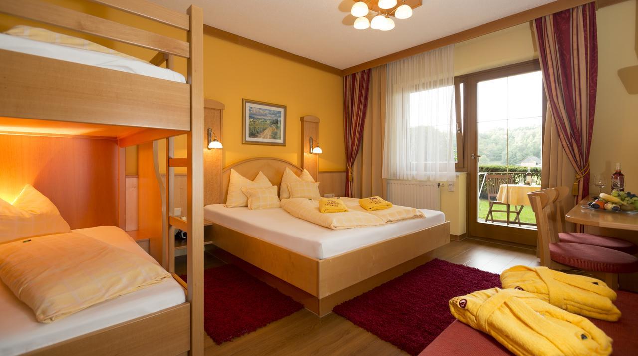 Hotel Maria Theresien Hof Loipersdorf 4*